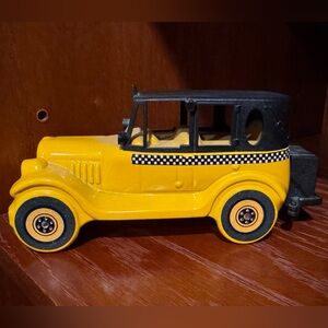 Vintage 1926 Checkered Cab AVON After Shave Bottle